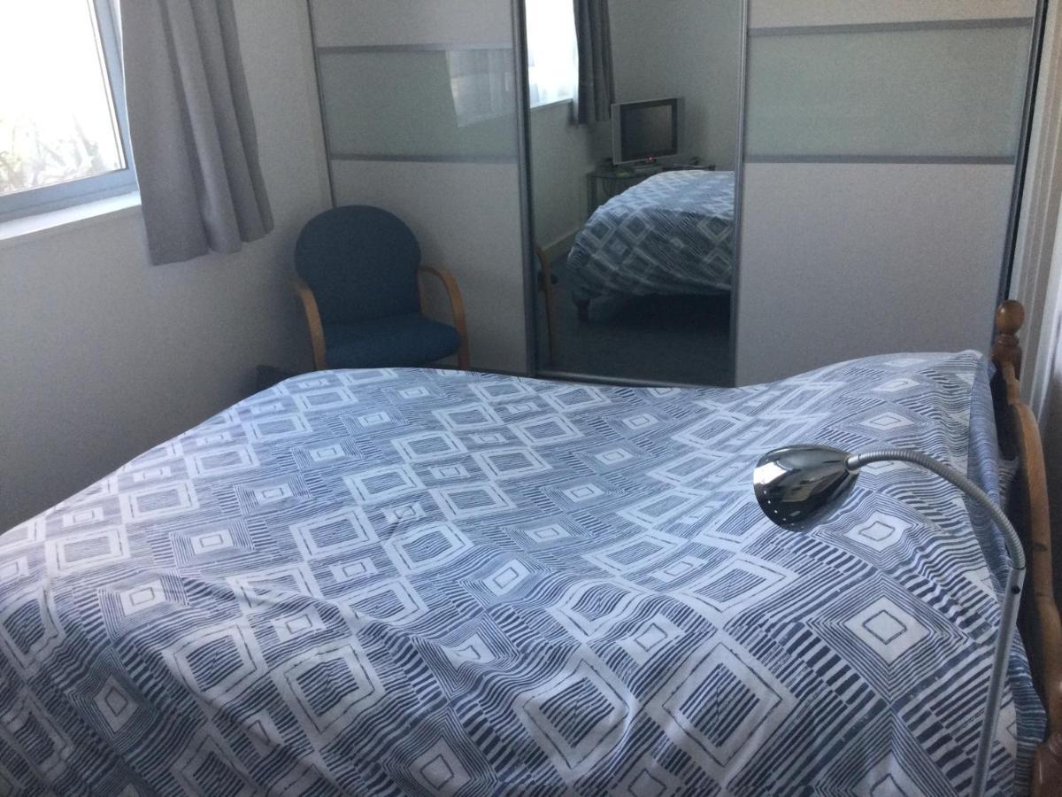 Hh Accommodation Милом Экстерьер фото